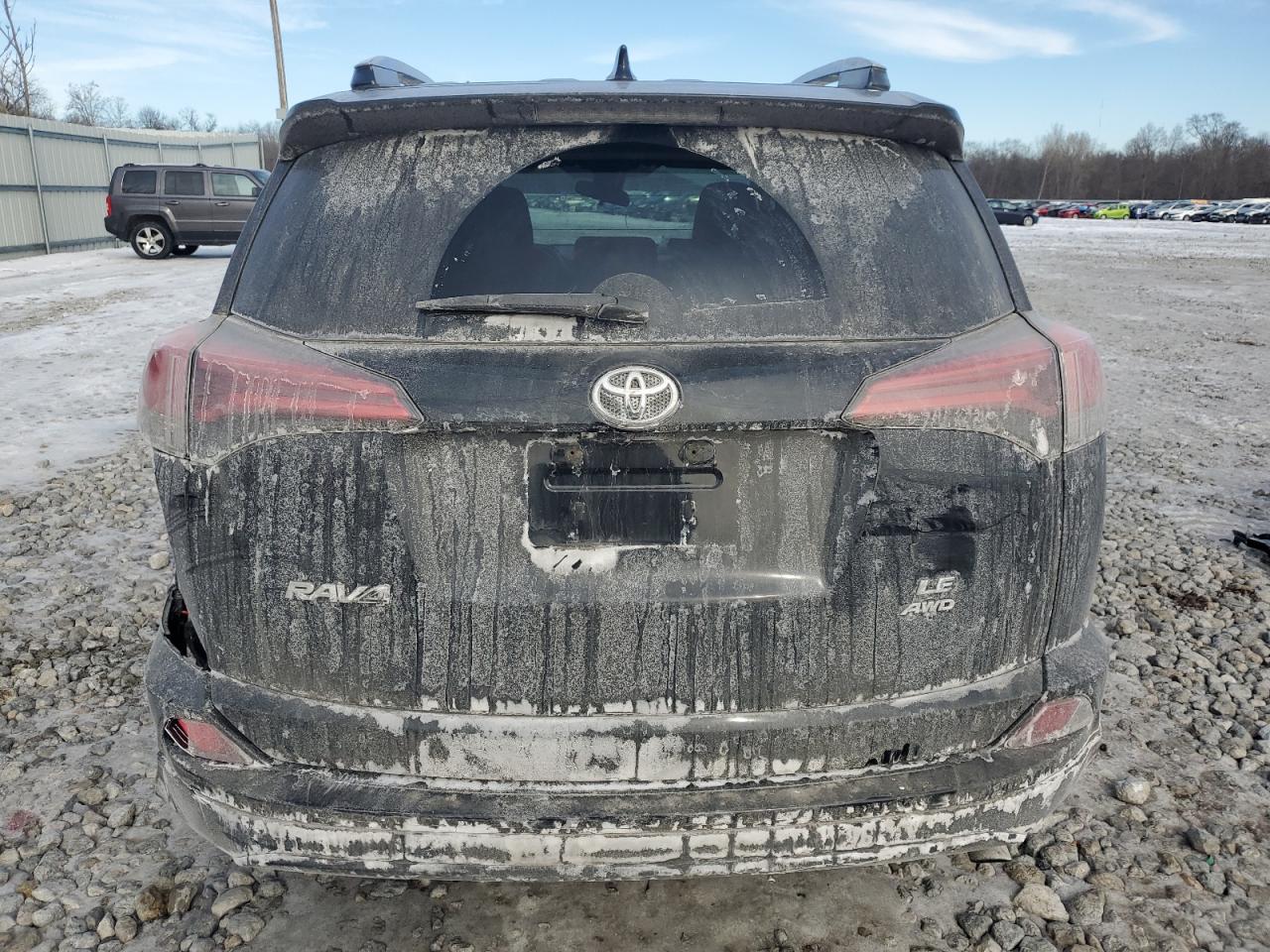 2018 Toyota RAV 4 - Image 6