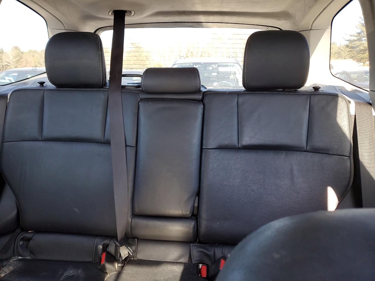 2015 Subaru Forester - Image 10