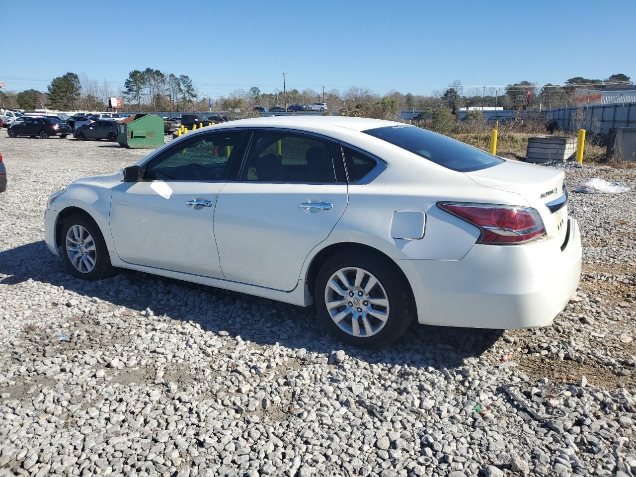 2014 Nissan Altima - Image 2