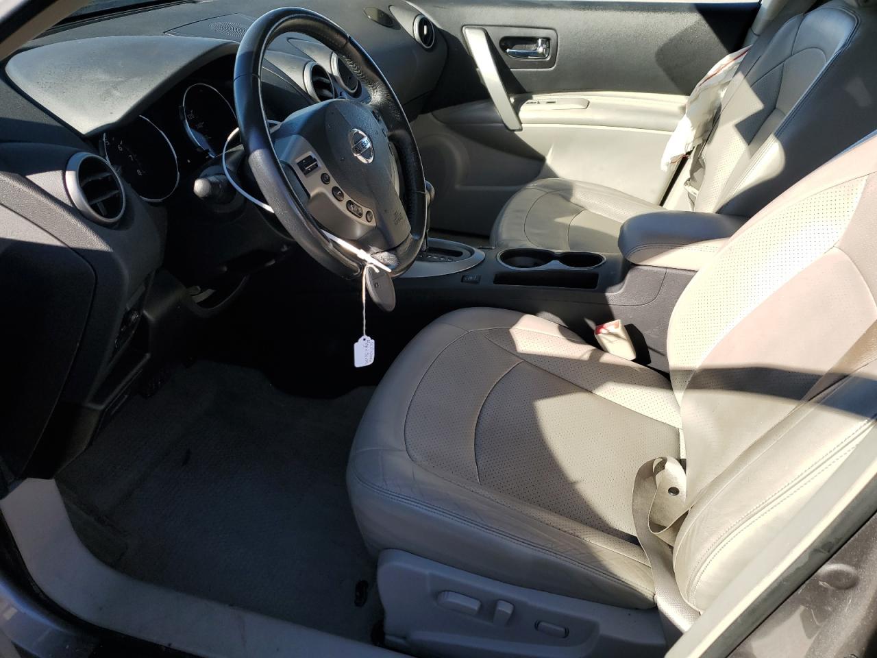 2010 Nissan Rogue - Image 7