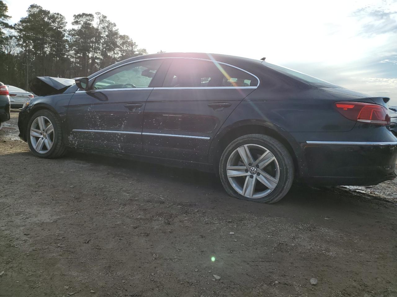 2016 Volkswagen Passat CC - Image 2