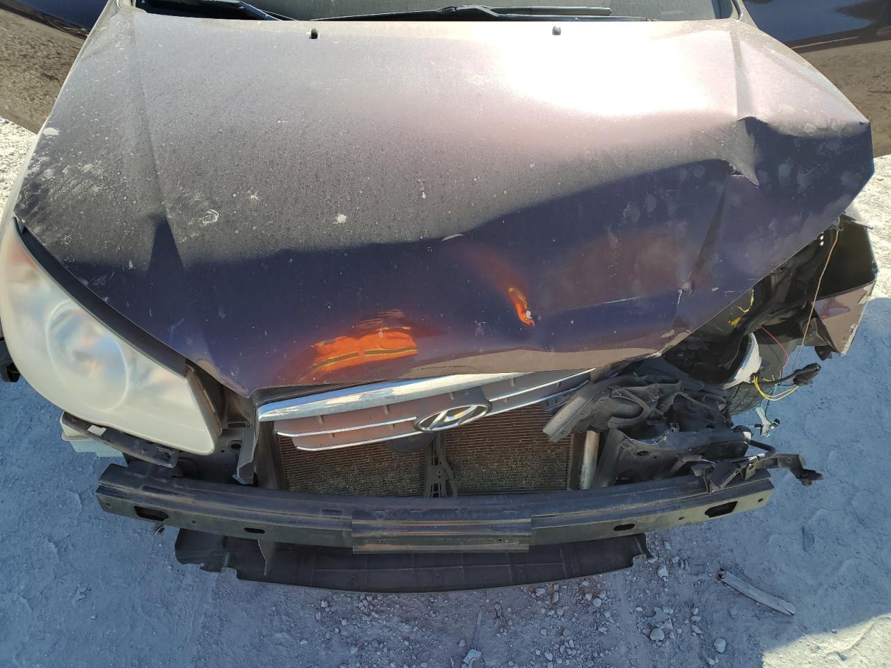 2008 Hyundai Elantra - Image 12