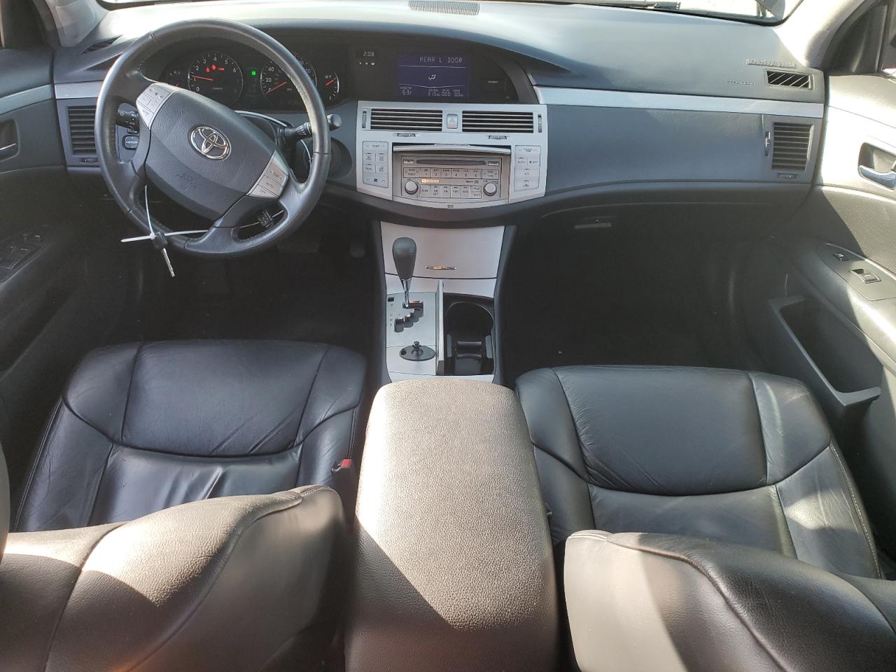 2006 Toyota Avalon - Image 8