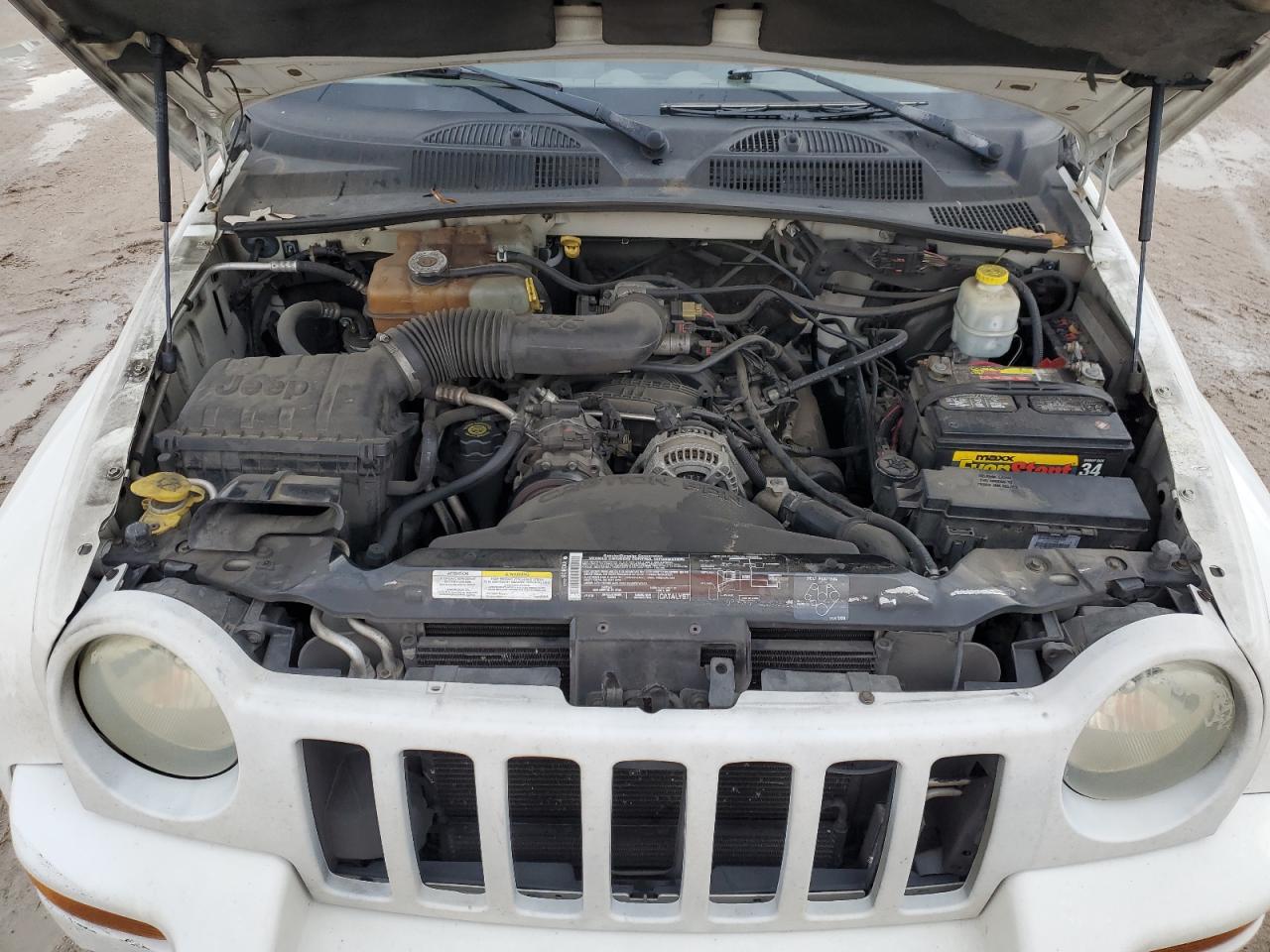 2004 Jeep Liberty (North America) - Image 12