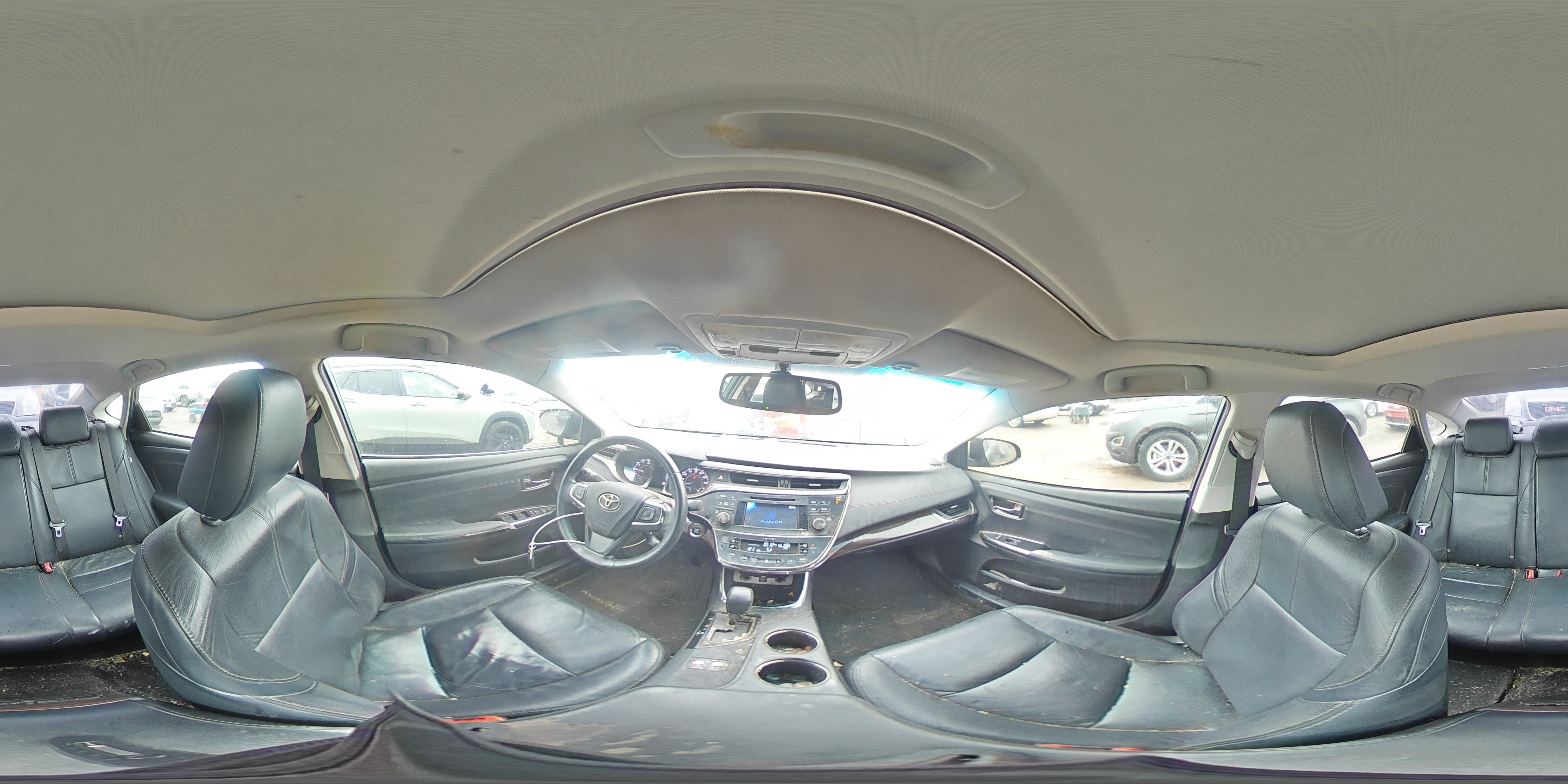2014 Toyota Avalon - Image 12