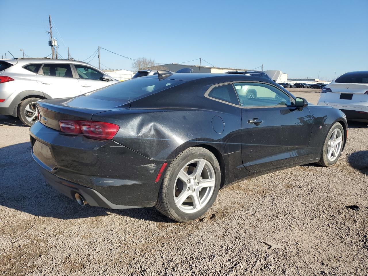 2022 Chevrolet Camaro - Image 3