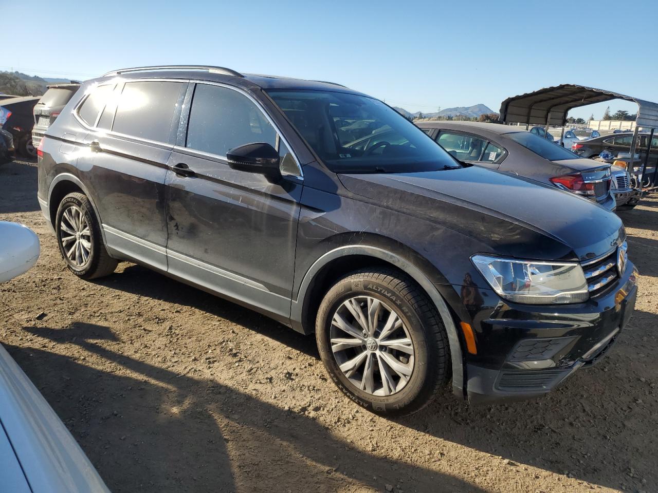 2018 Volkswagen Tiguan - Image 4