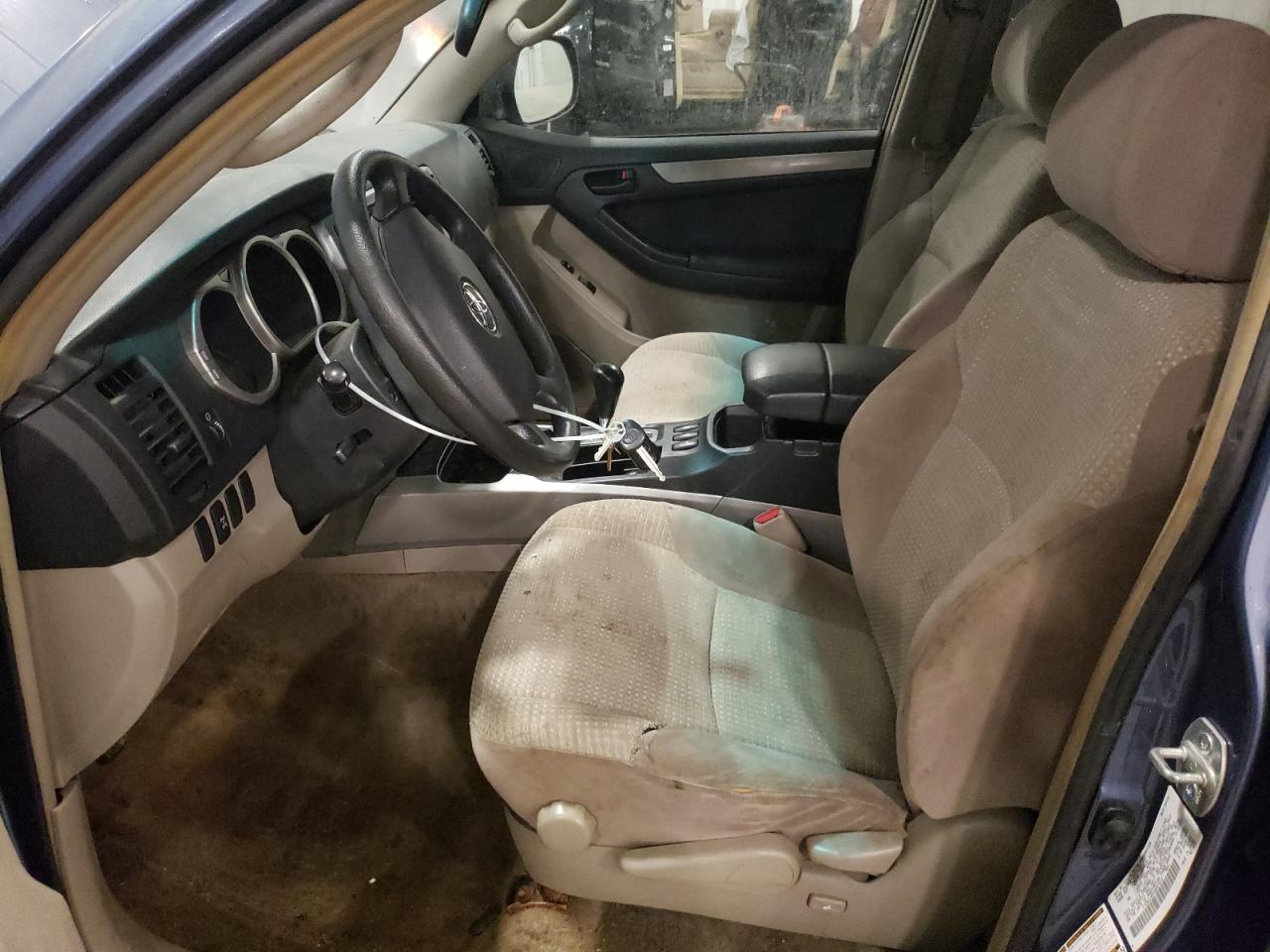 2004 Toyota 4Runner - Image 7