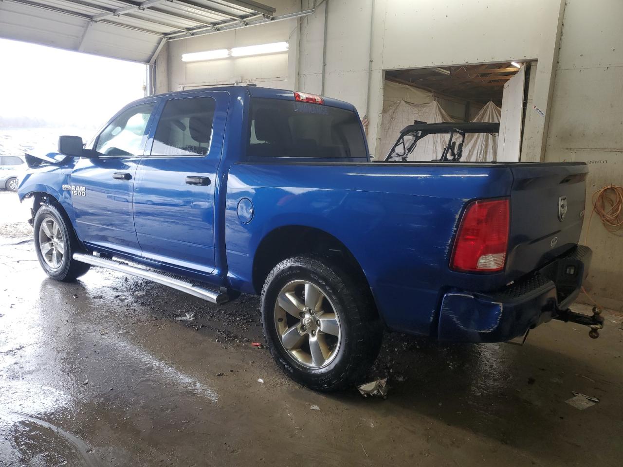 2019 RAM 1500 - Image 2