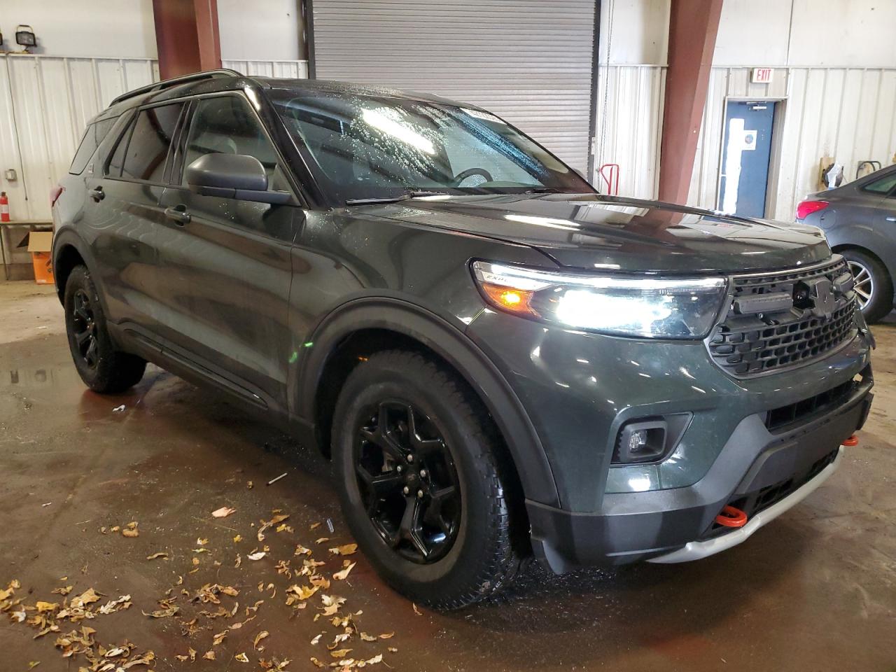 2022 Ford Explorer - Image 4