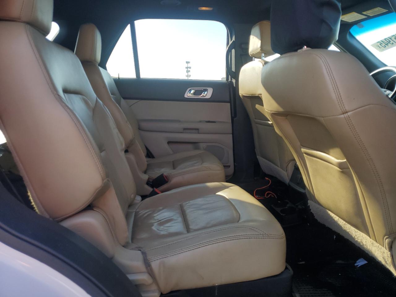2017 Ford Explorer - Image 10