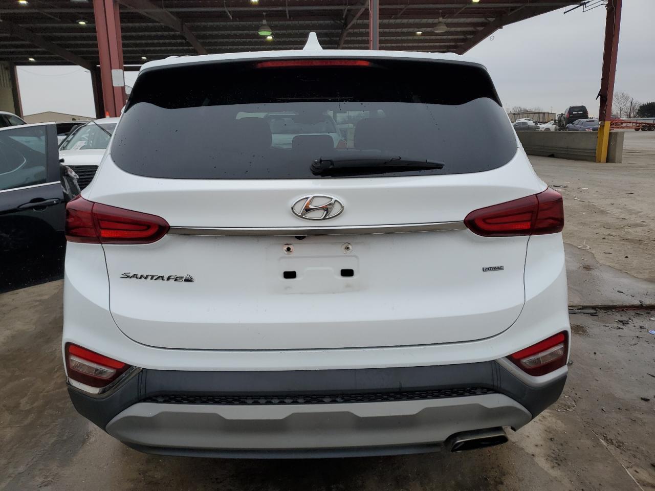 2020 Hyundai Santa Fe - Image 6