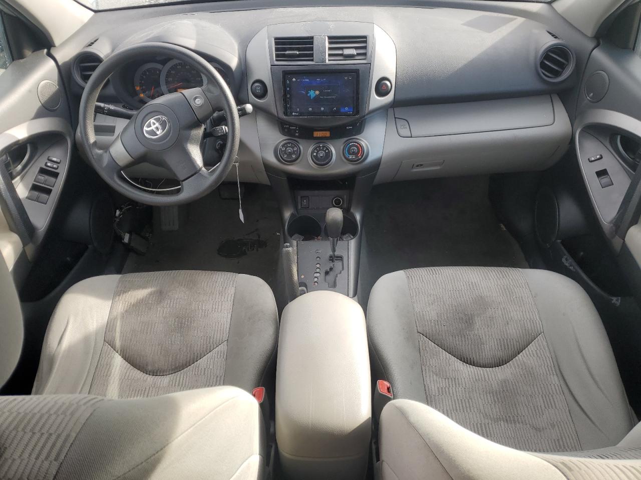 2011 Toyota RAV 4 - Image 8