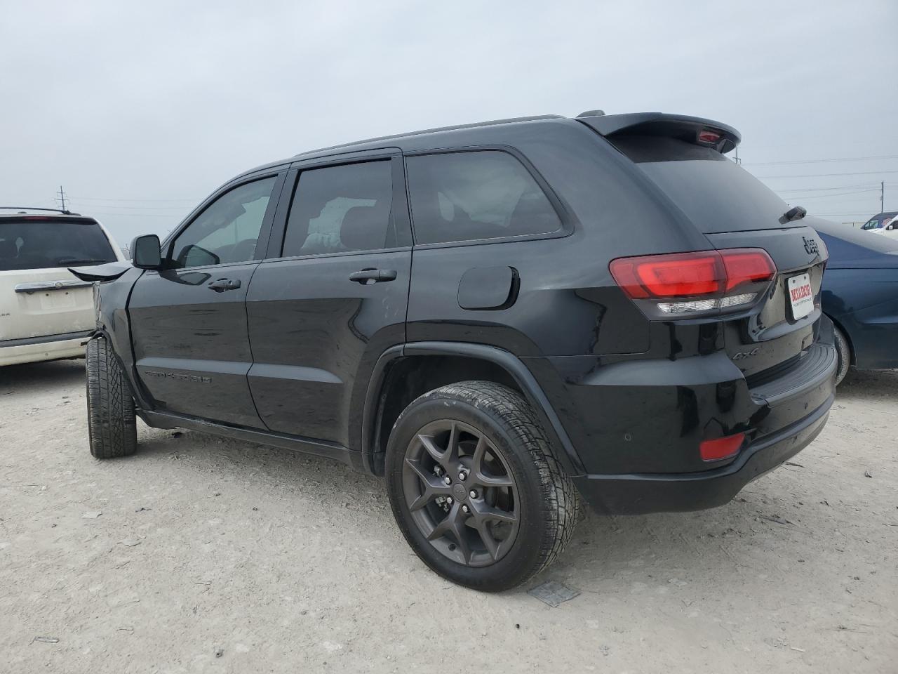 2021 Jeep Grand Cherokee - Image 2