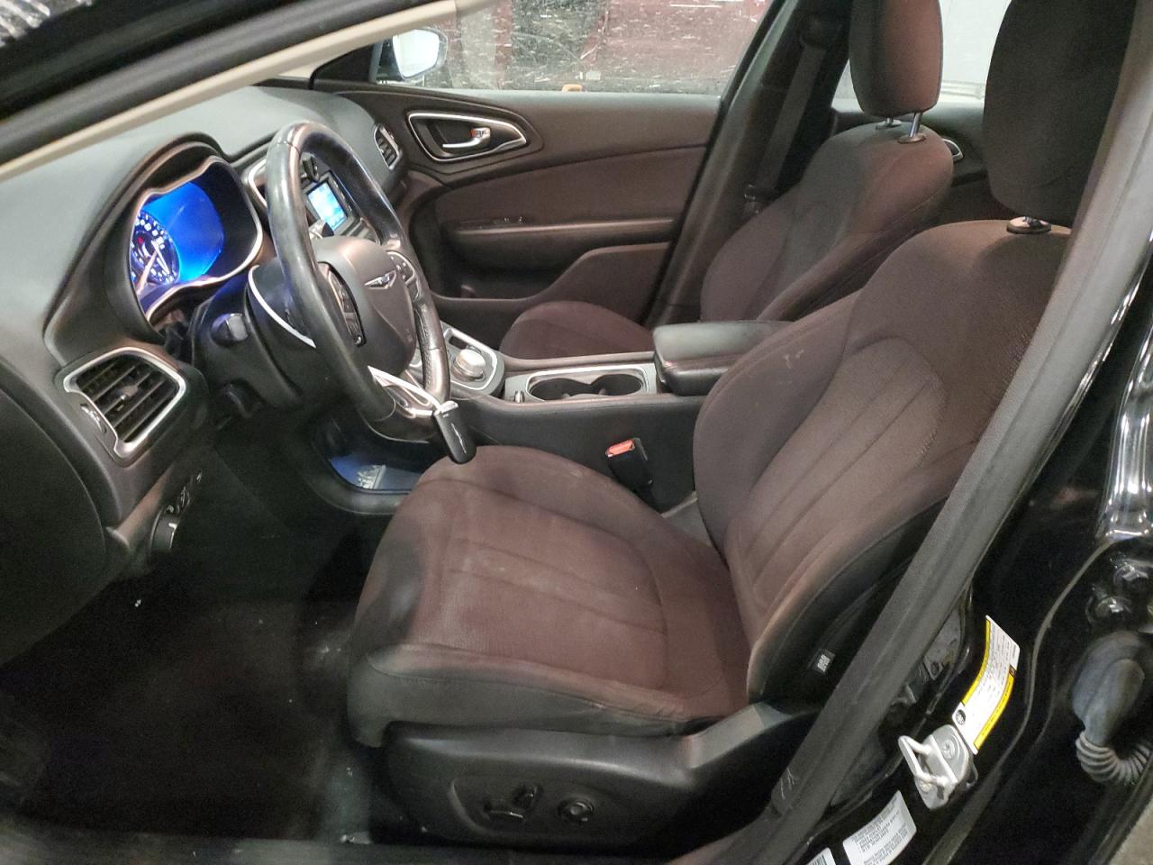 2015 Chrysler 200 - Image 7
