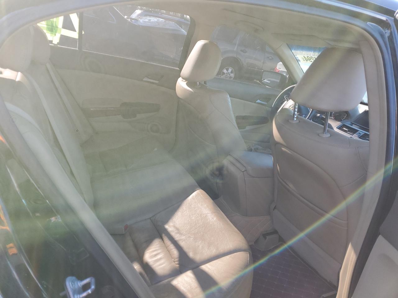 2008 Honda Accord - Image 10