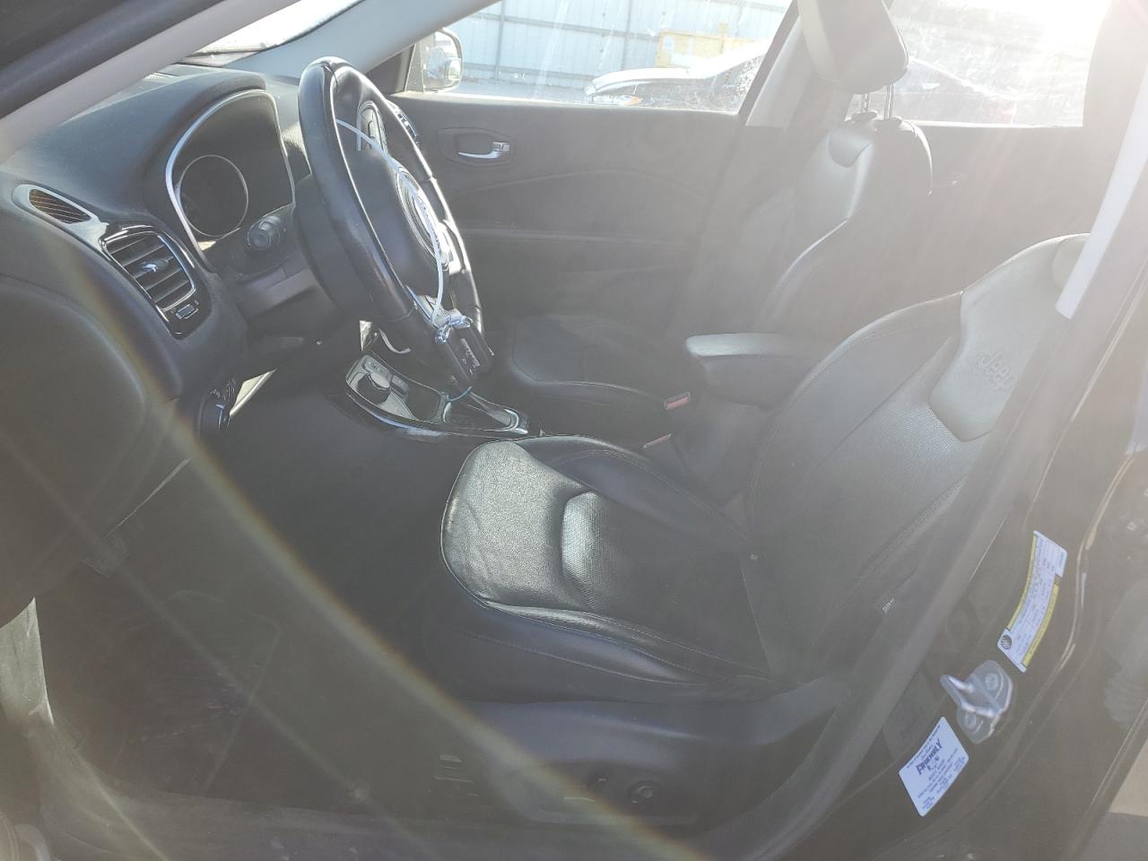 2018 Jeep Compass - Image 7