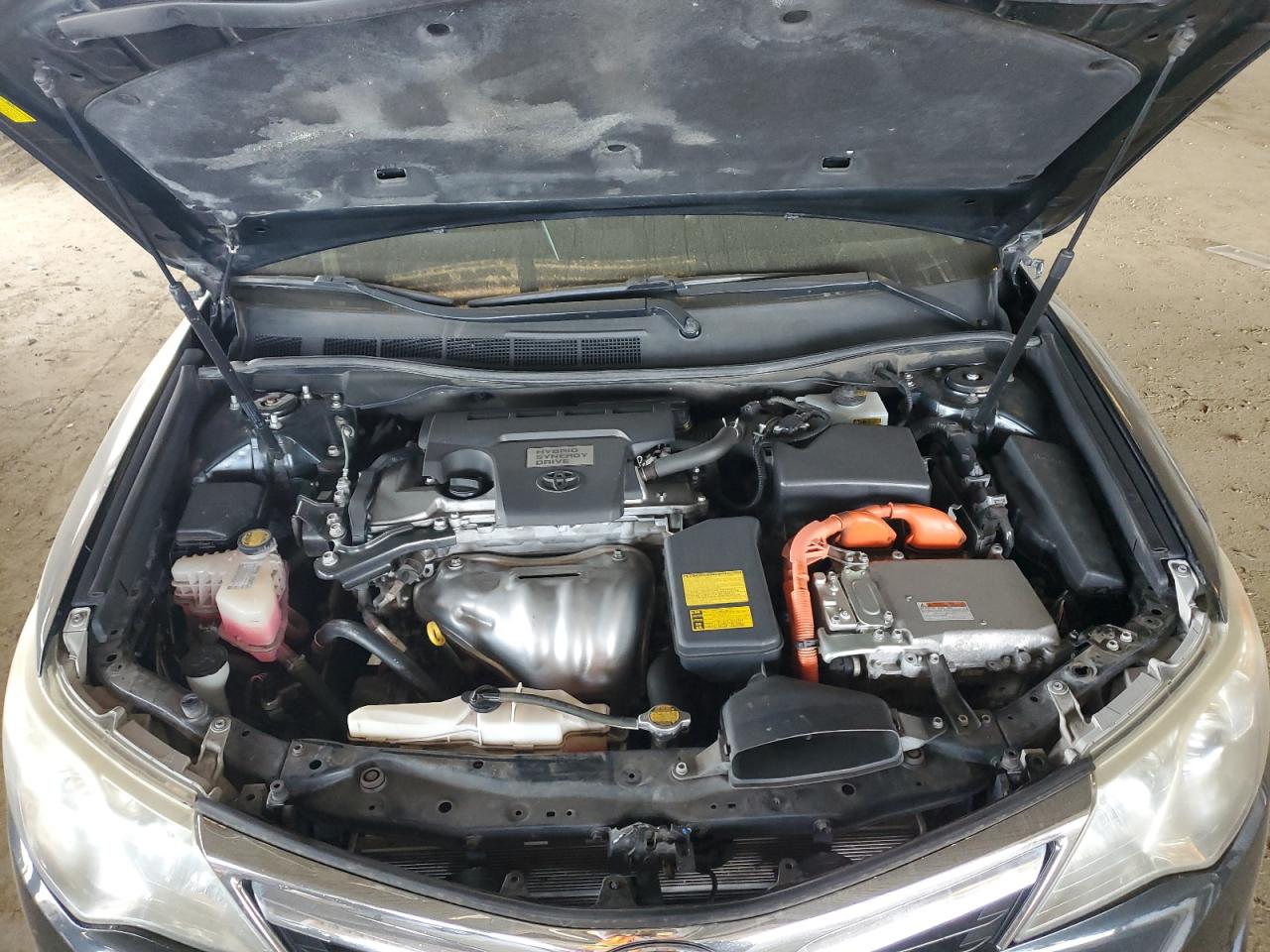 2013 Toyota Camry - Image 11
