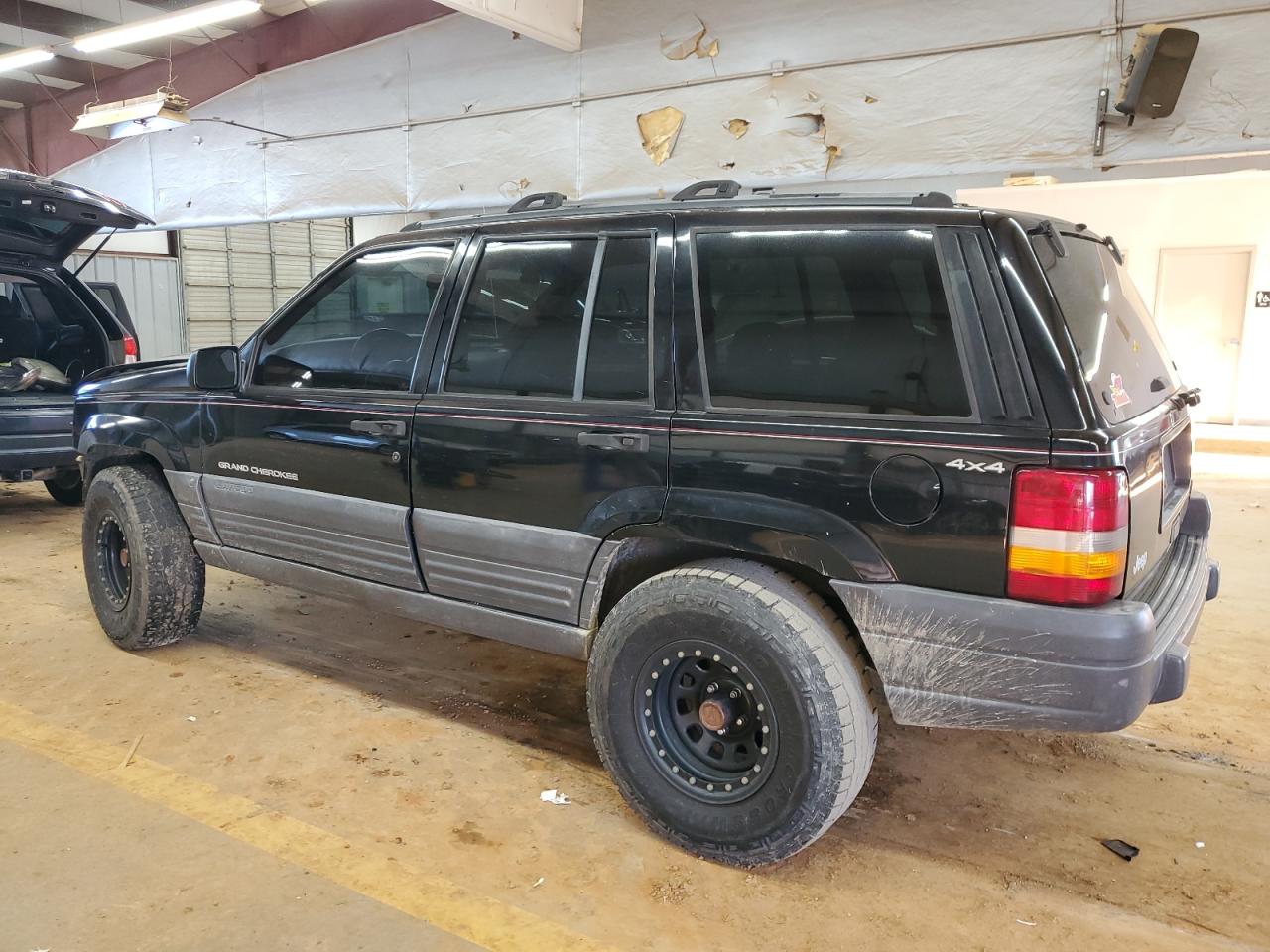 1996 Jeep Grand Cherokee - Image 2
