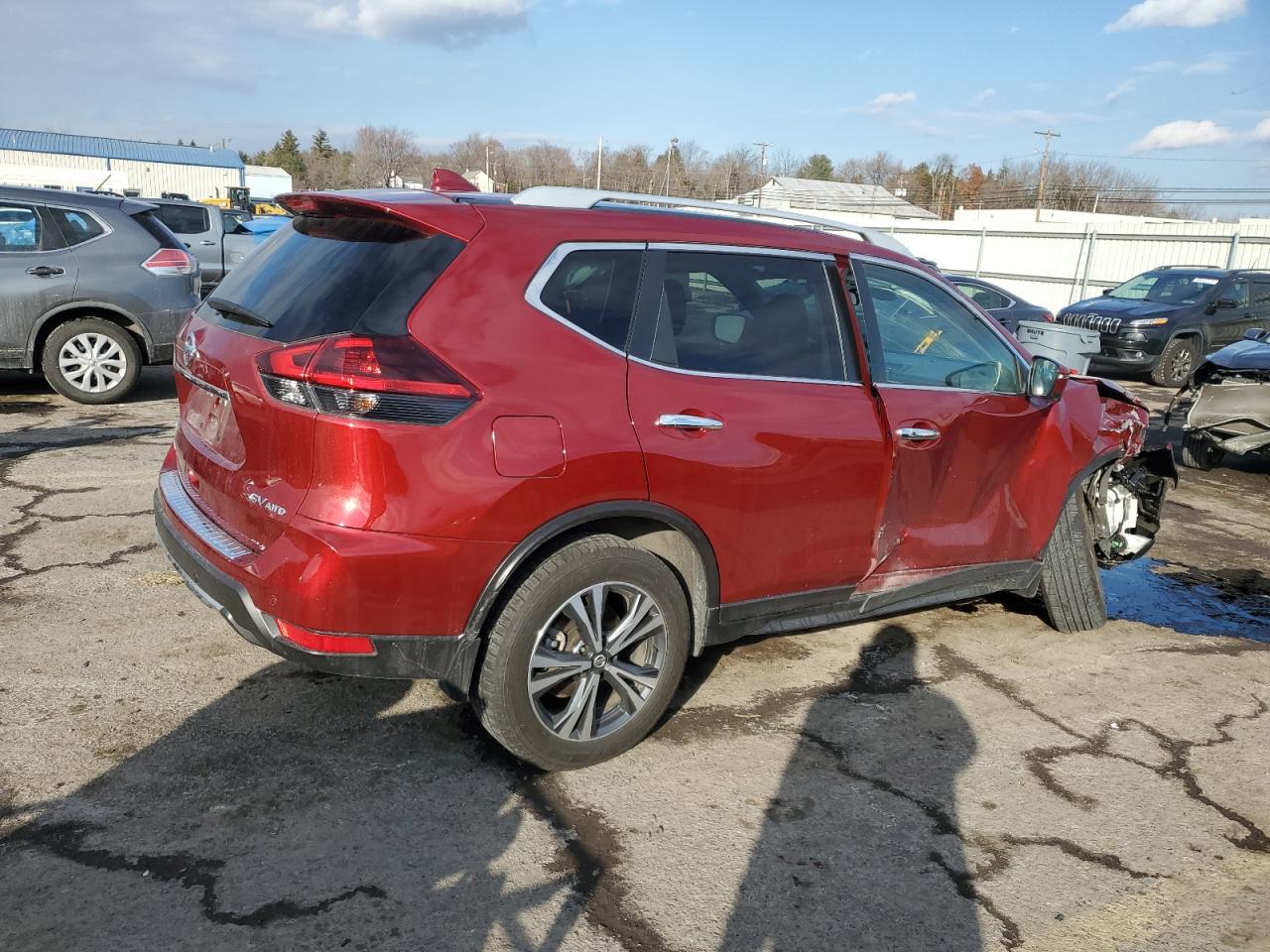 VIN 5N1AT2MV8KC818599 2019 NISSAN ROGUE no.3