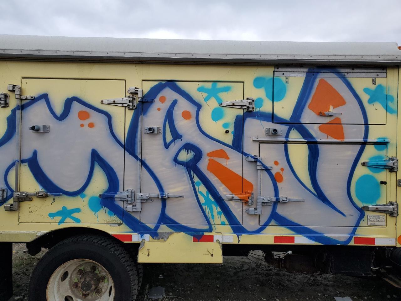 2017 Isuzu Npr Hd VIN: 54DC4W1C0HS806526 Lot: 41406125