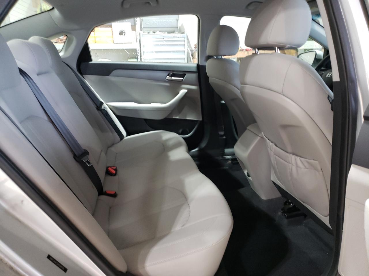 2018 Hyundai Sonata - Image 10
