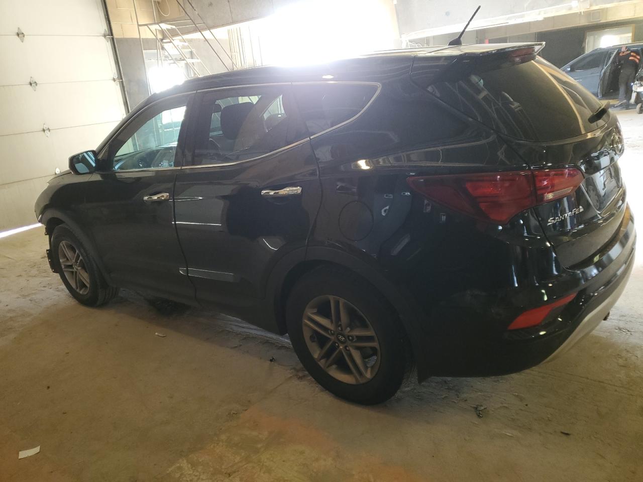 2018 Hyundai Santa Fe - Image 2