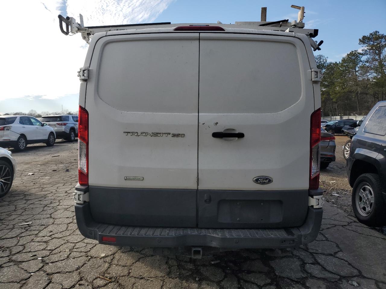 VIN 1FTYR1YG3GKA10391 2016 FORD TRANSIT no.6