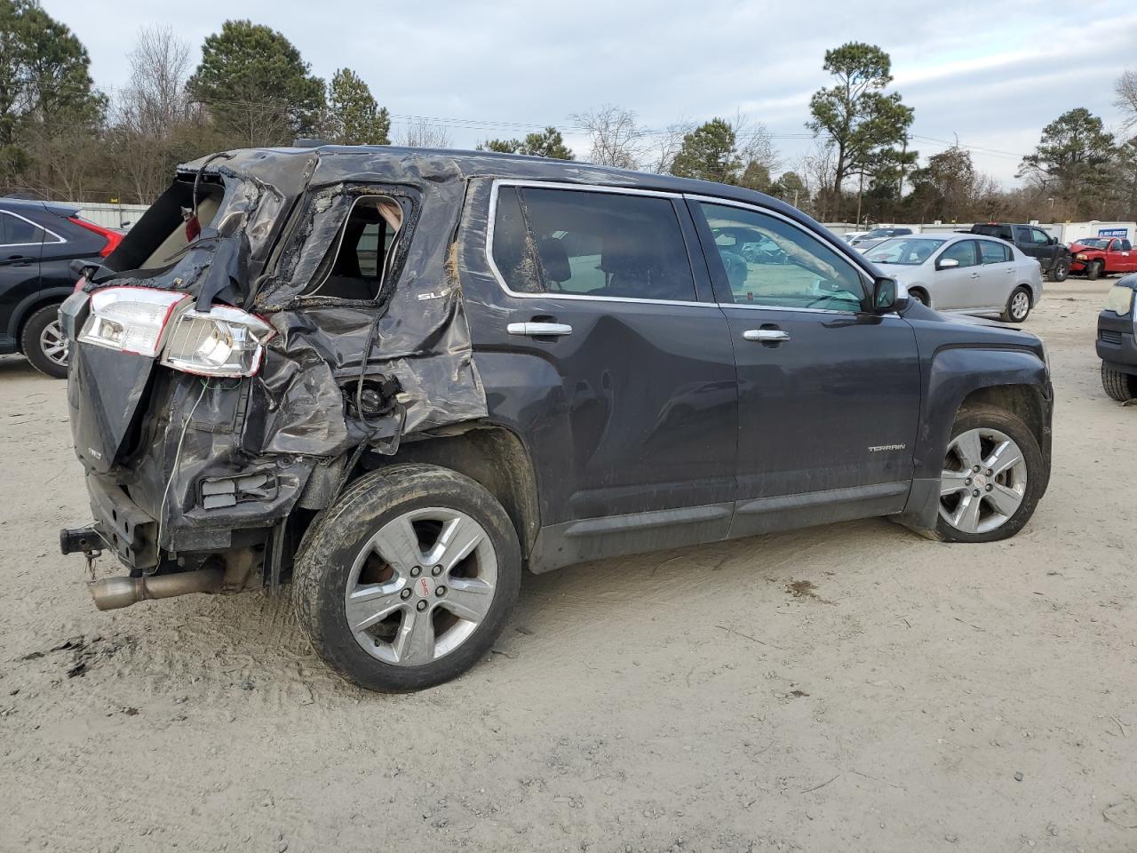 2015 GMC Terrain - Image 3