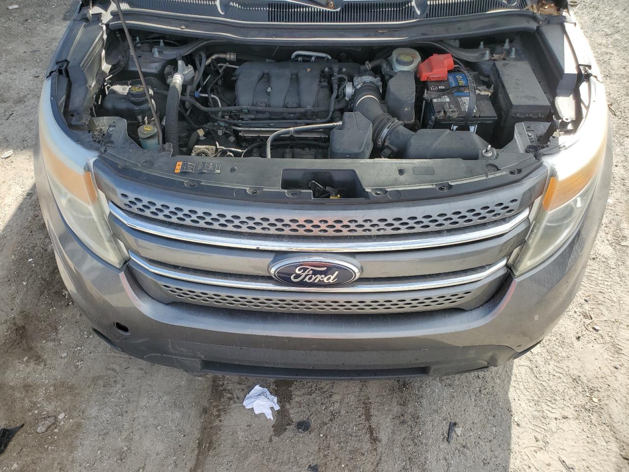 2013 Ford Explorer - Image 12