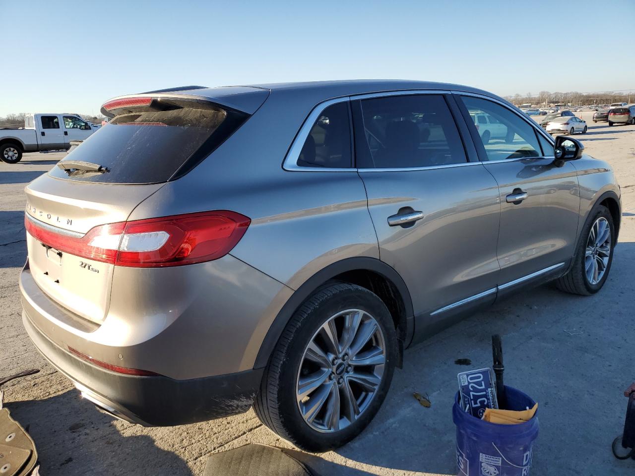 2018 Lincoln MKX - Image 3