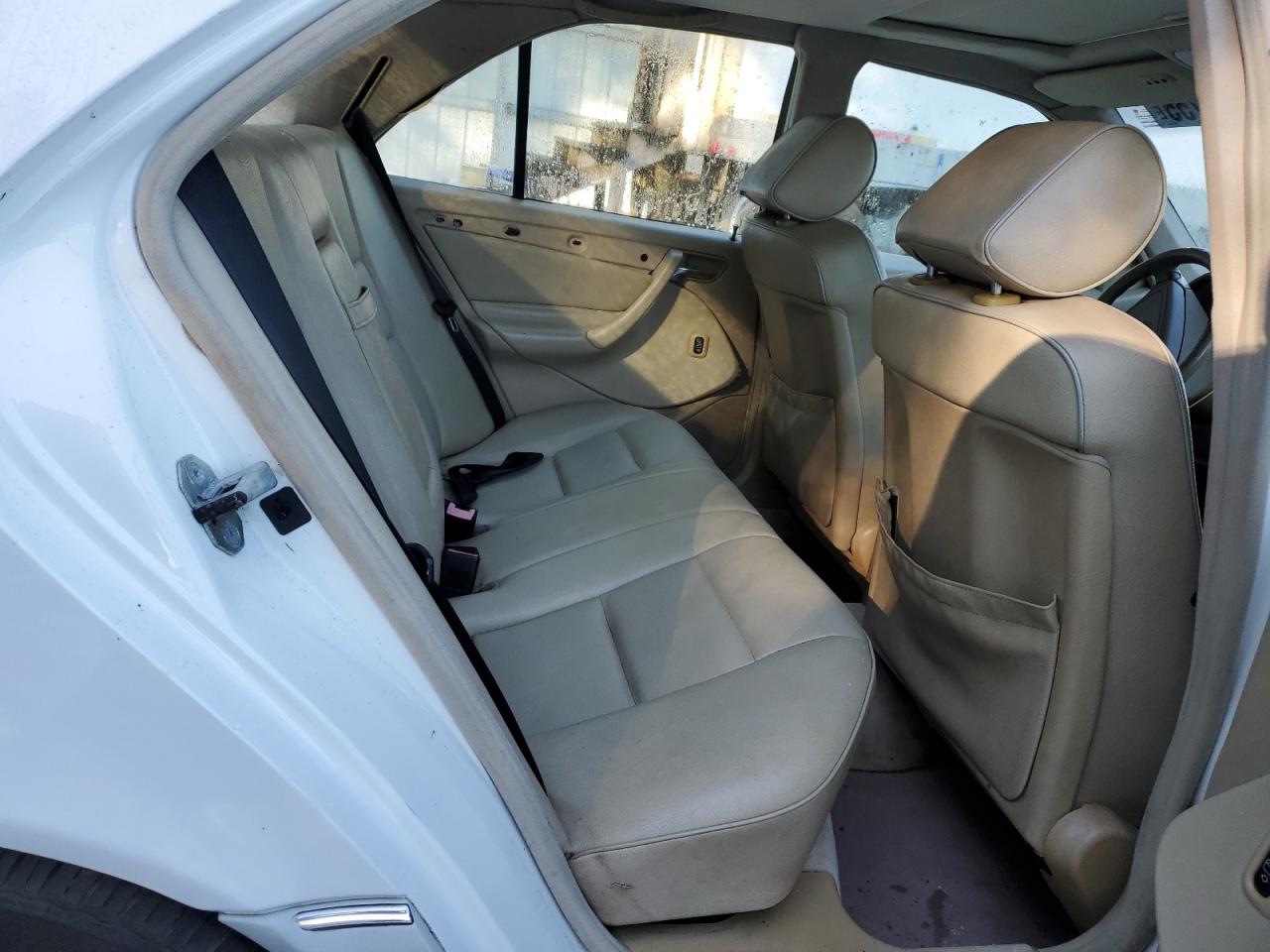 1998 Mercedes-Benz C 230 VIN: WDBHA23G1WA570692 Lot: 42593755