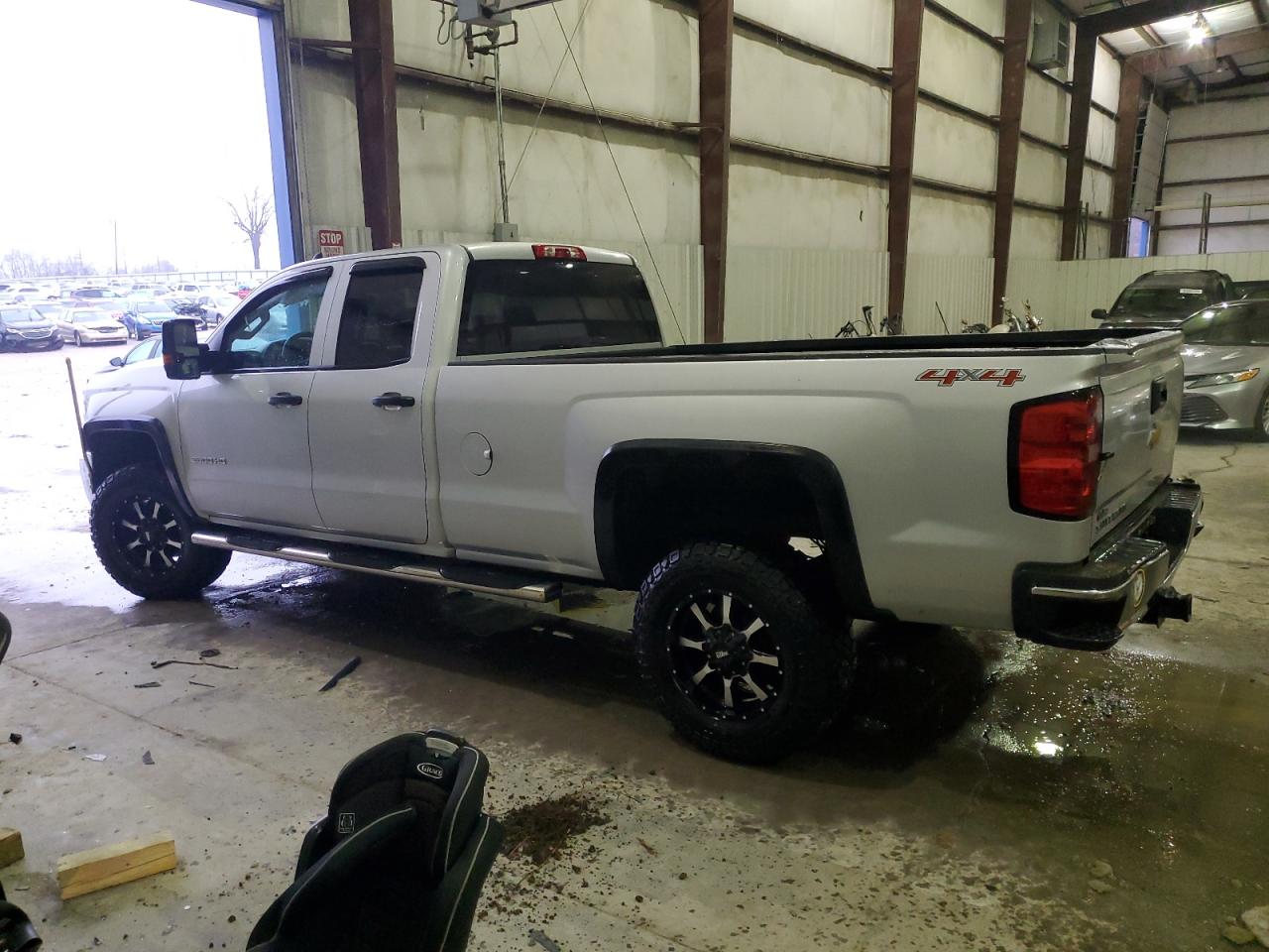2015 Chevrolet Silverado - Image 2