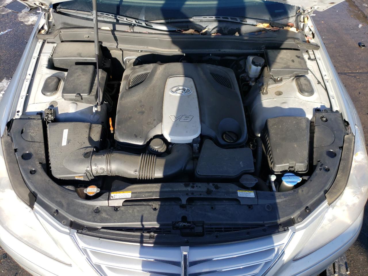 2009 Hyundai Genesis - Image 11