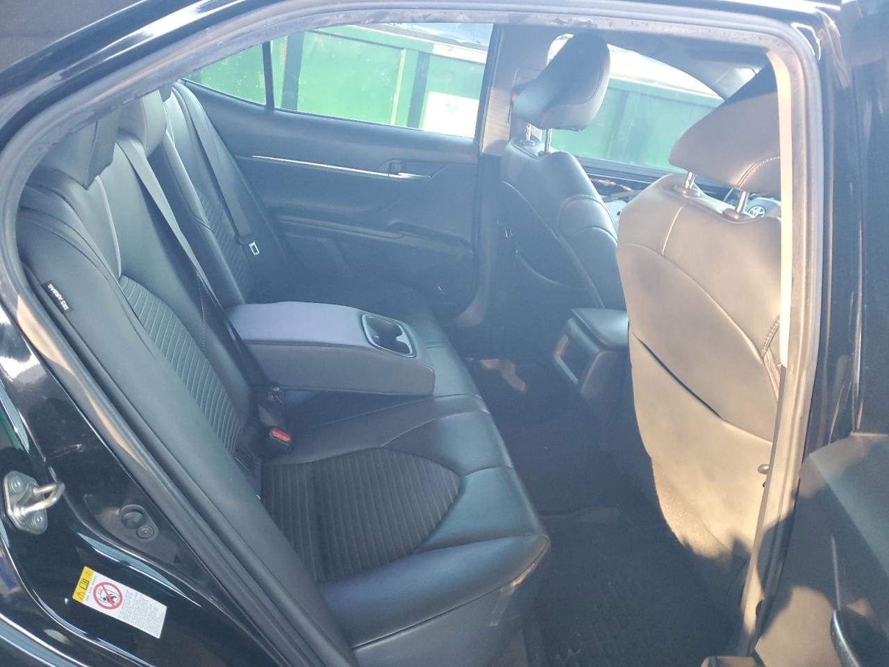 2019 Toyota Camry - Image 10