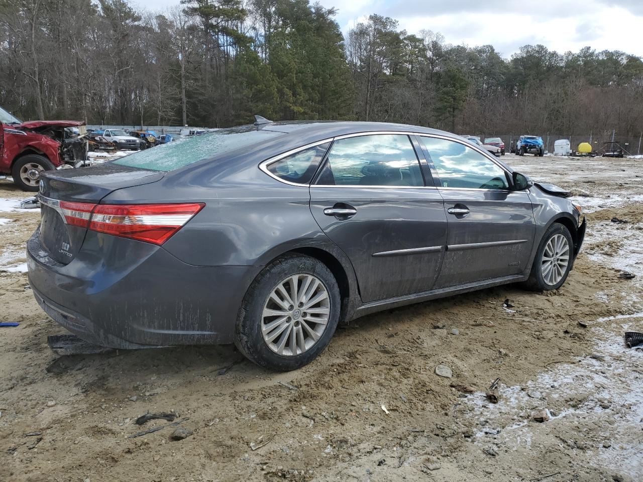 2015 Toyota Avalon - Image 3