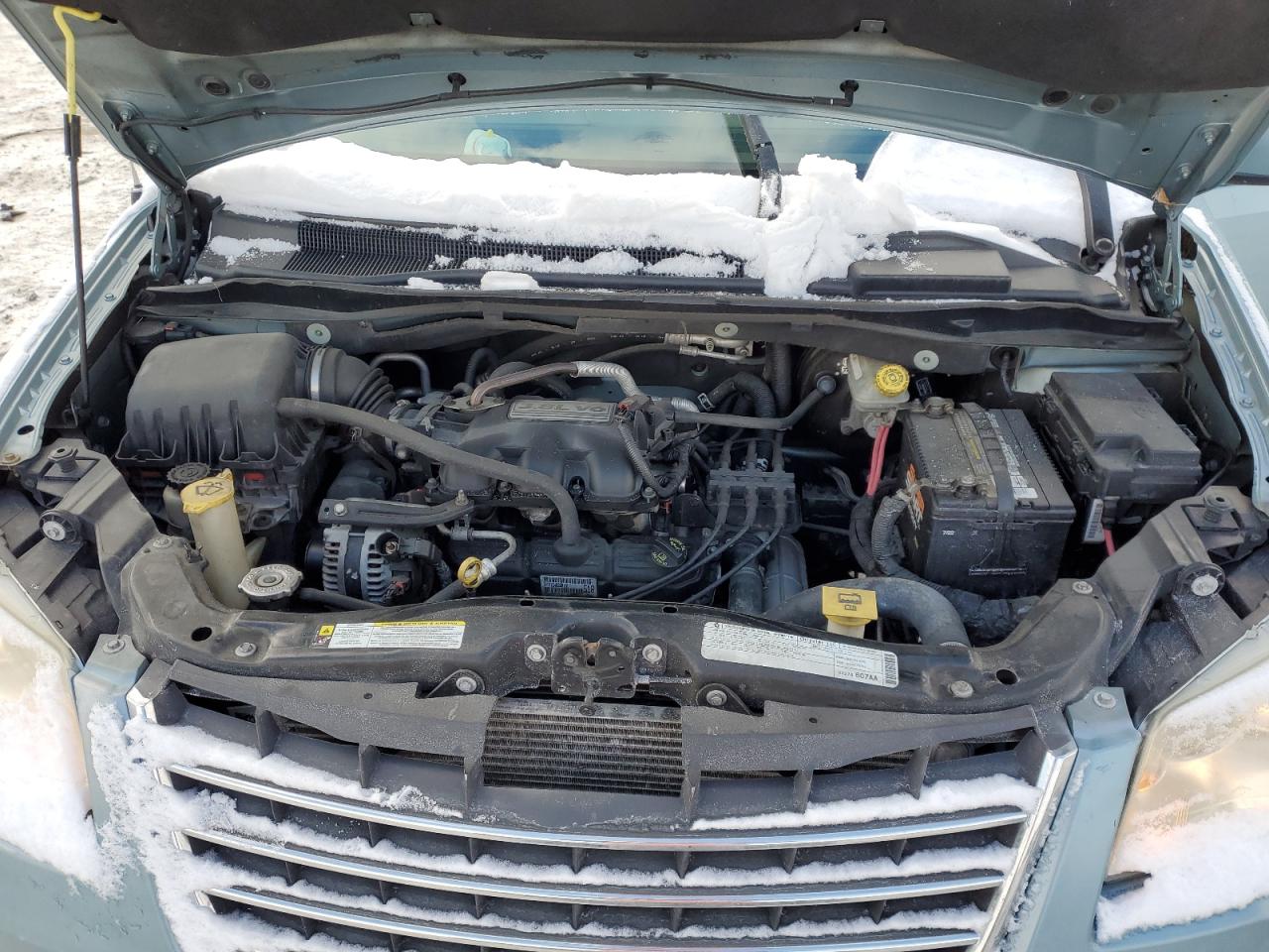 2009 Chrysler Town & Country - Image 13