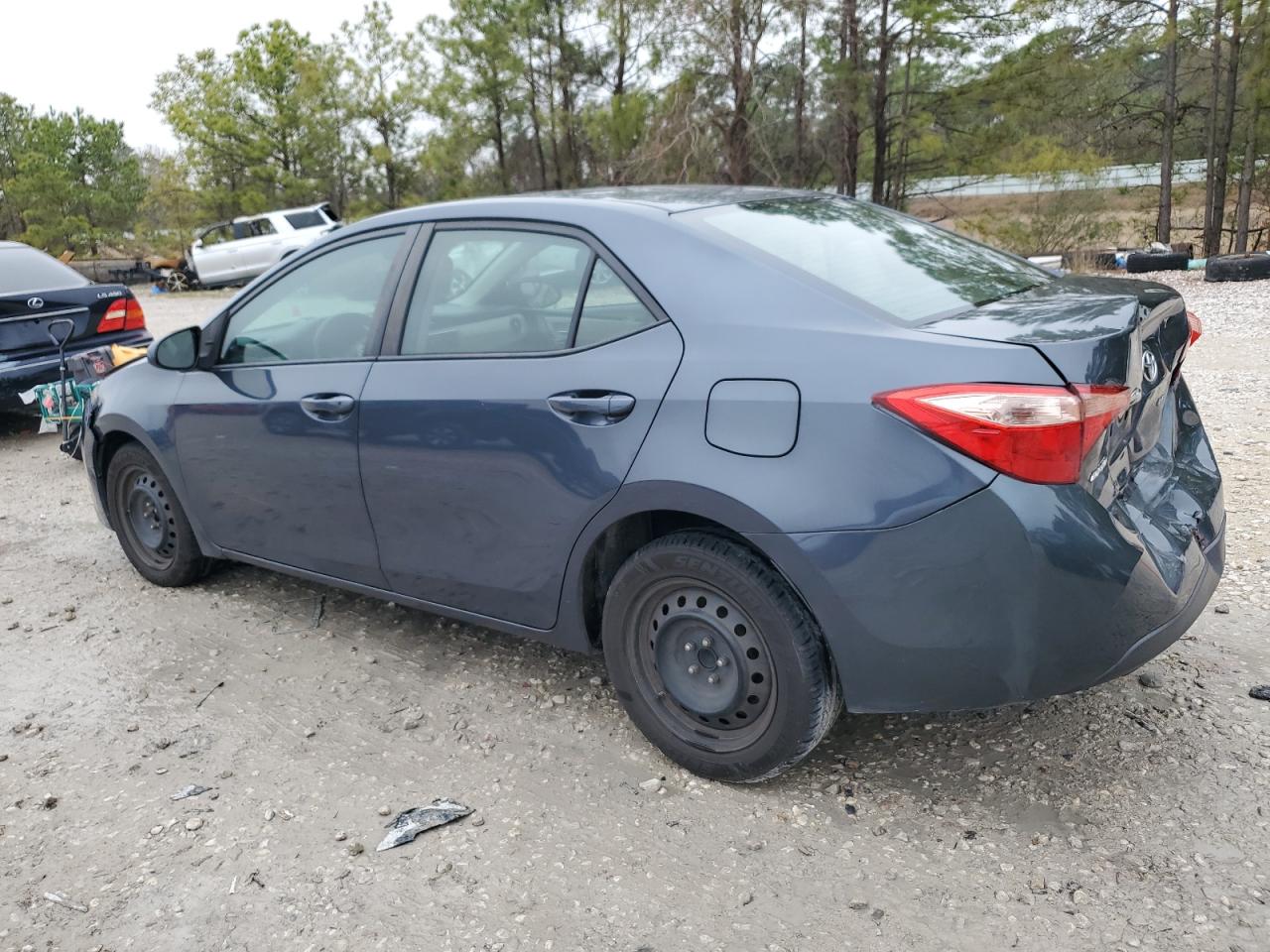 2017 Toyota Corolla - Image 2