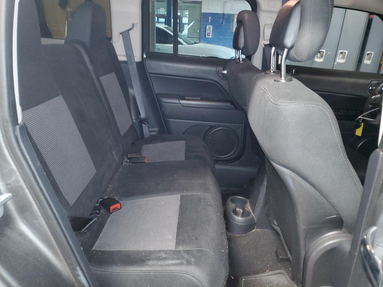 2011 Jeep Liberty (Patriot) - Image 11