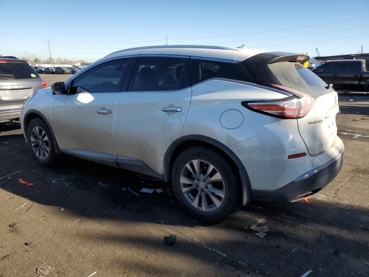 2015 Nissan Murano - Image 2