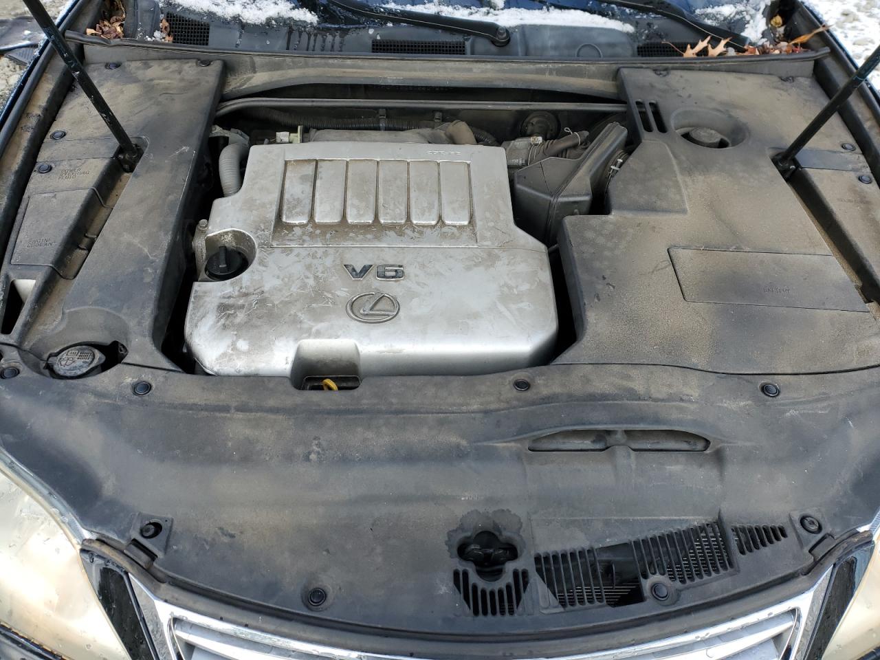 2012 Lexus ES - Image 11