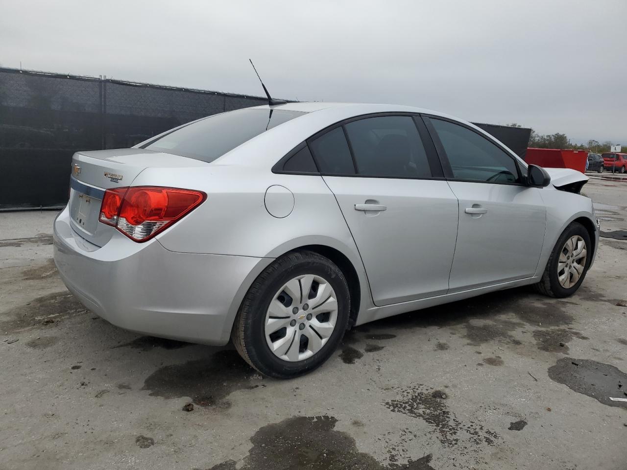 2014 Chevrolet Cruze - Image 3