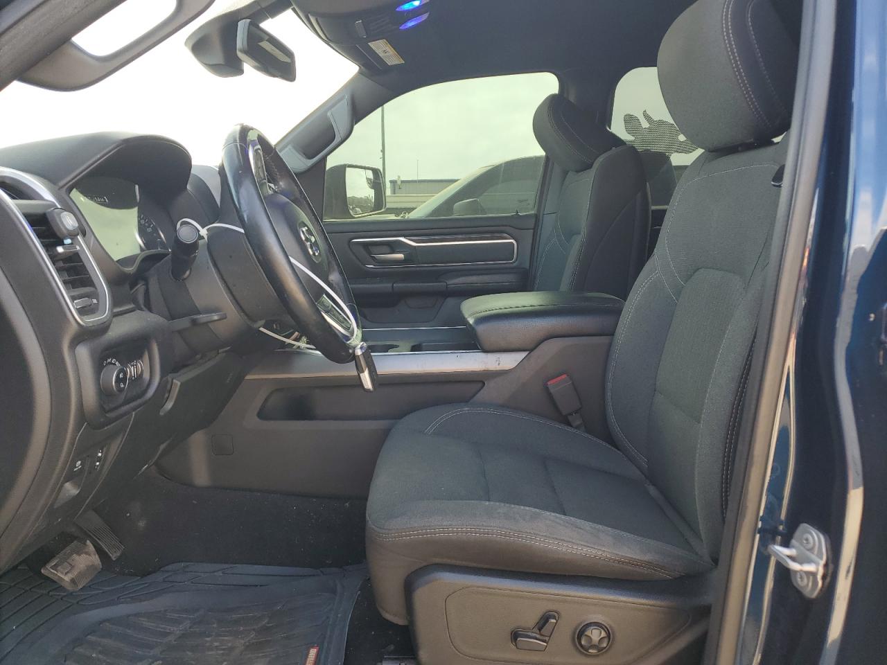 2019 RAM 1500 - Image 7