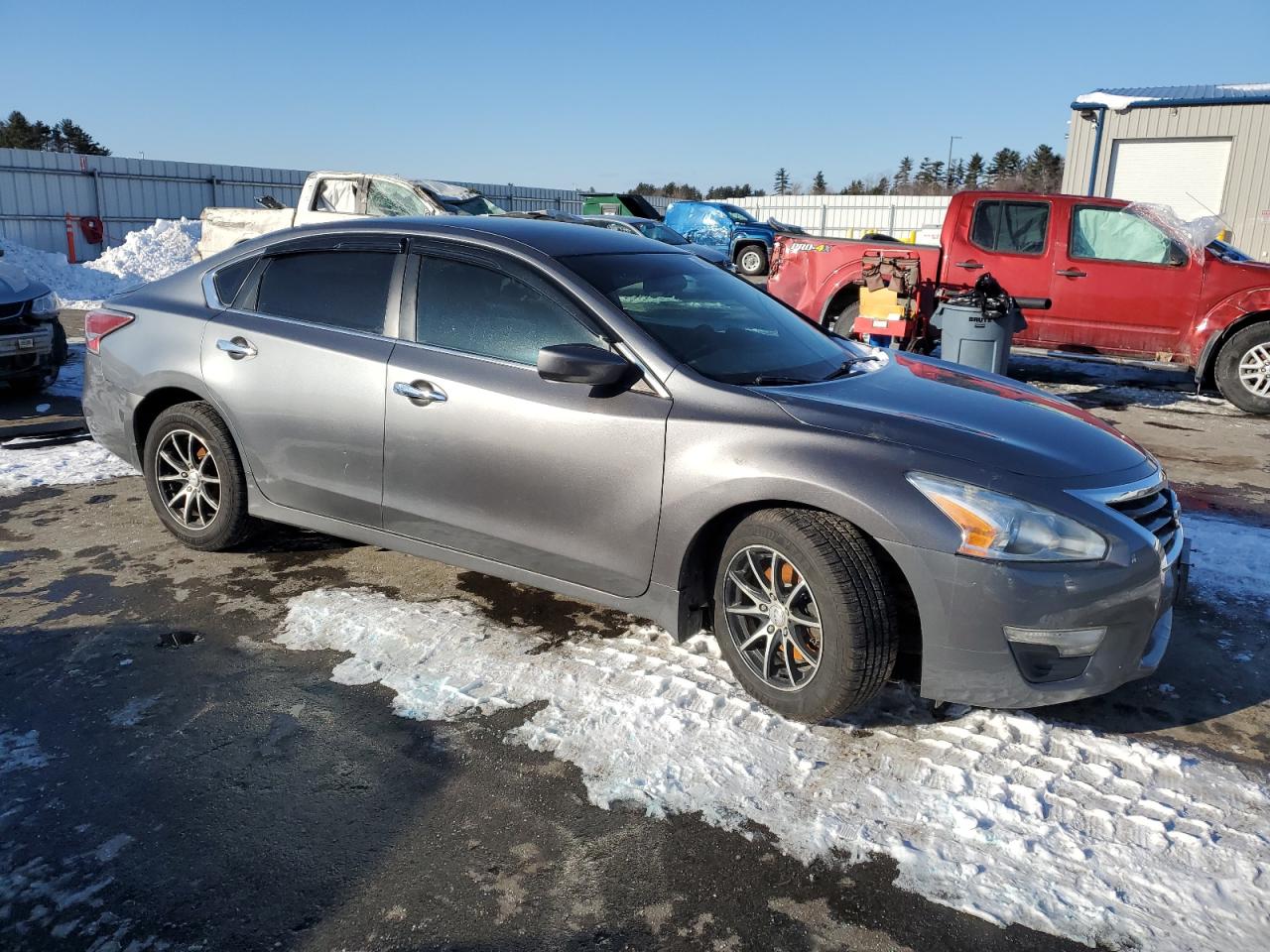 2015 Nissan Altima - Image 4