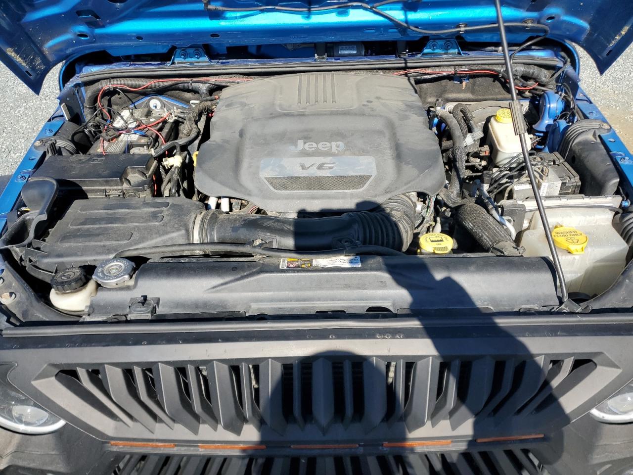 2015 Jeep Wrangler - Image 11