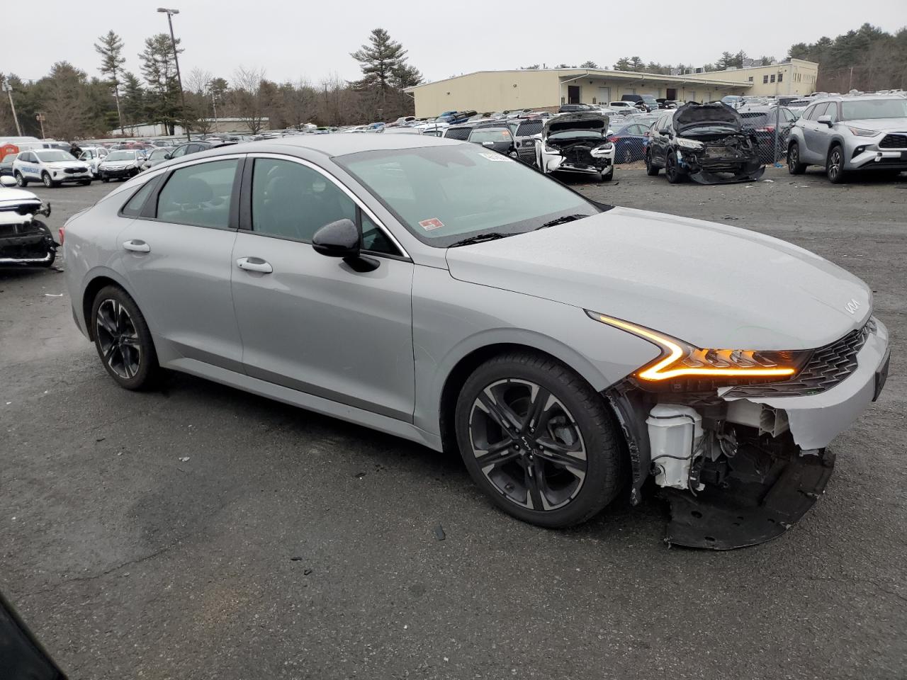 2022 Kia K5 - Image 4