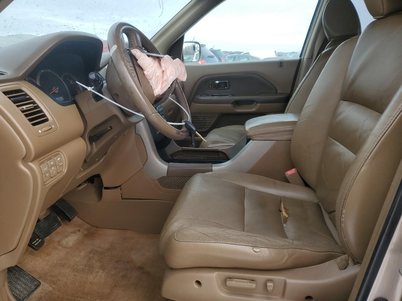 2006 Honda Pilot Ex VIN: 5FNYF28516B044600 Lot: 69854105