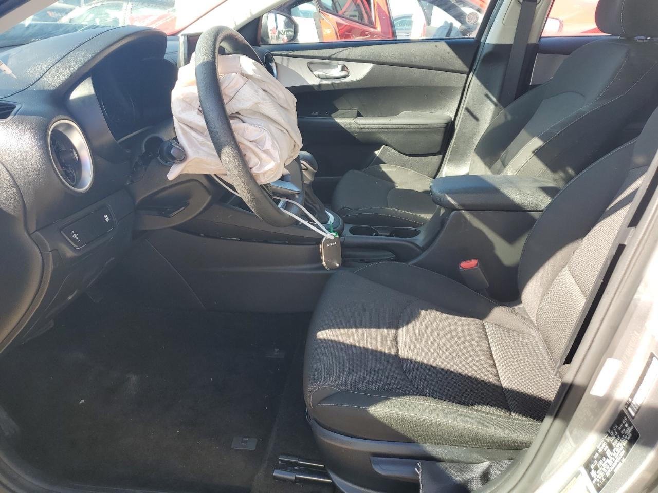 2023 Kia Forte - Image 7
