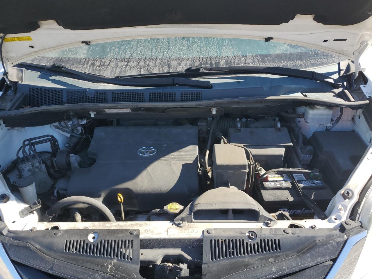 2012 Toyota Sienna - Image 14