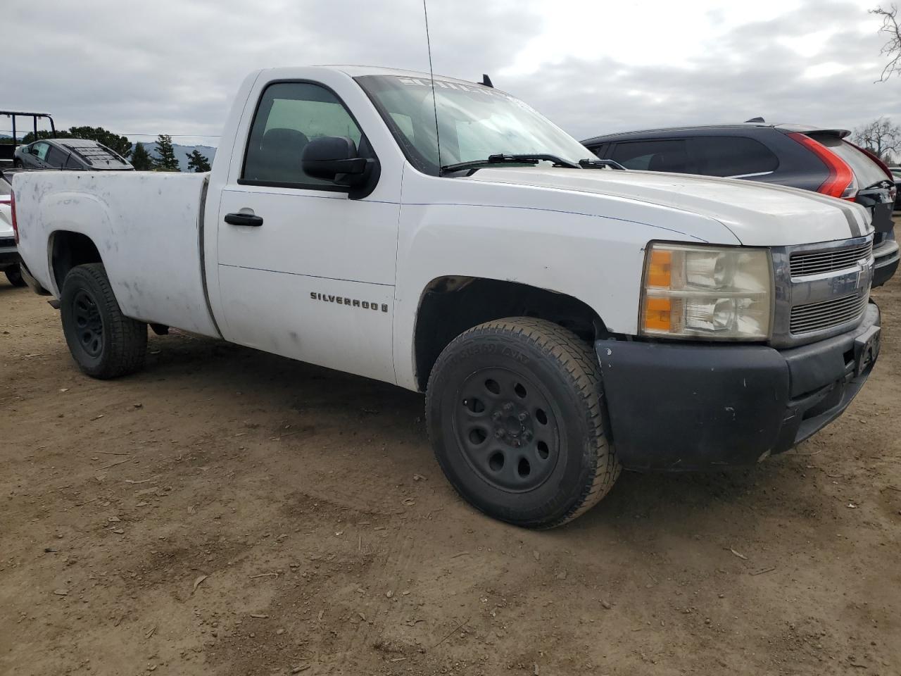 2007 Chevrolet Silverado - Image 4